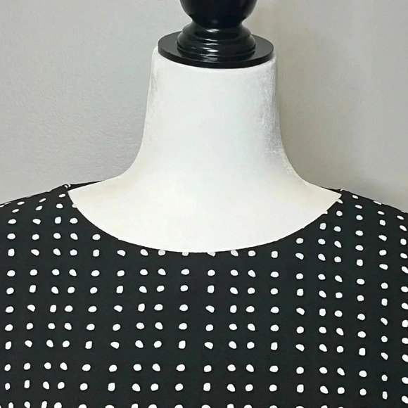 Tahari Long Balloon  Sleeve Ruffled Hem Polkadot Pattern Babydoll Dress - Picture 3 of 11